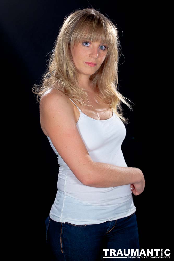 I met T'Lane through a session I shot for a friend of hers on Manhattan Beach. She was absolutely gorgeous and I was thrilled that she agreed to shoot with me.